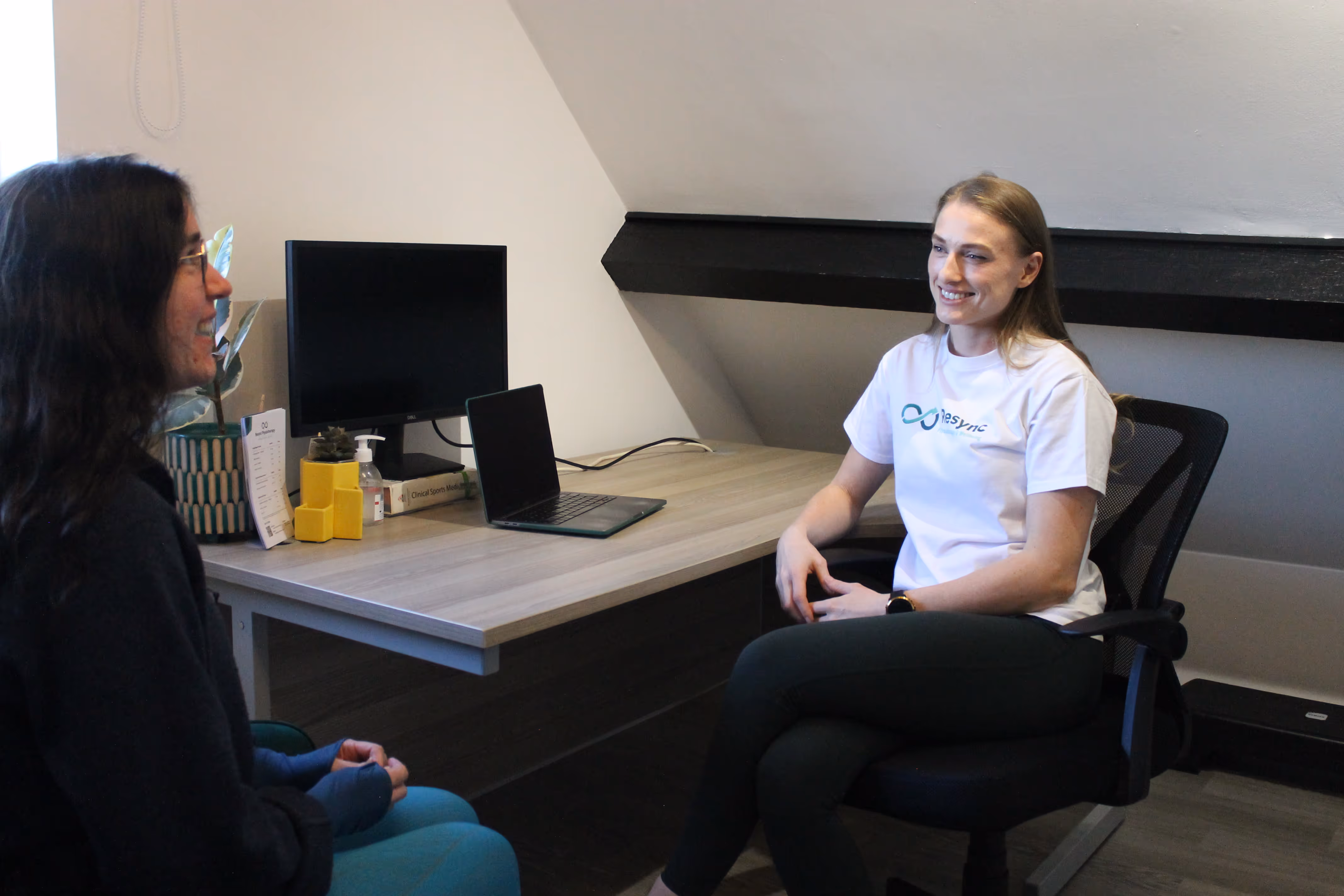 Physiotherapy clinic treatment session